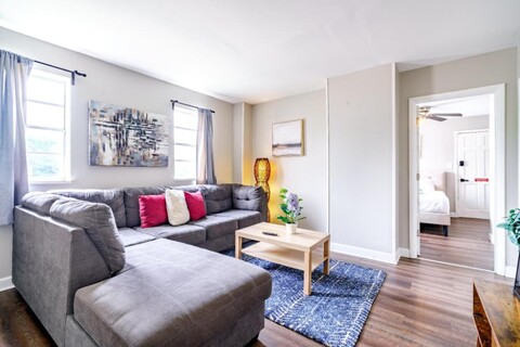 PRIME Location - Parking Free - Over 4,500 Reviews