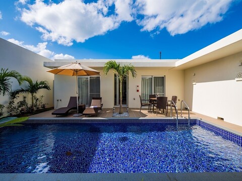 아만 스위트 빌라 스무이데