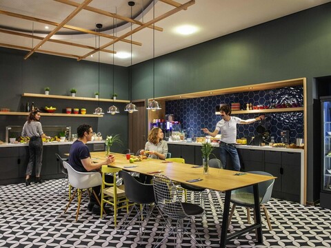 아파트호텔 아다지오 베를린 쿠르퓌르슈탄담