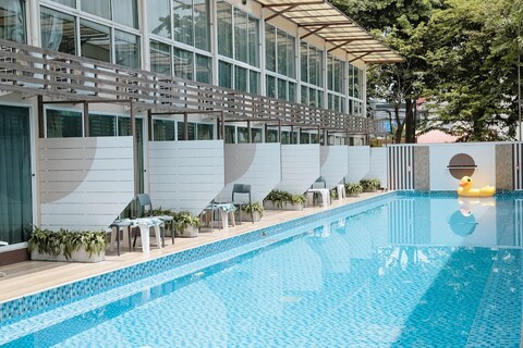 풀 스톱 풀 빌라 돈므앙