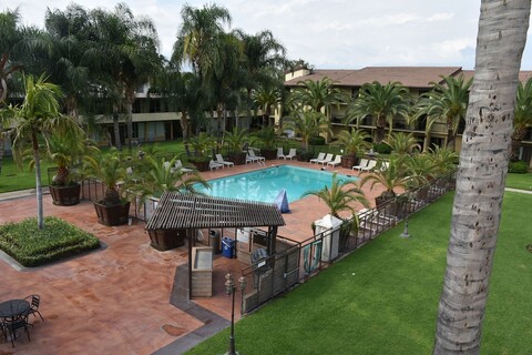 온타리오 에어포트 인