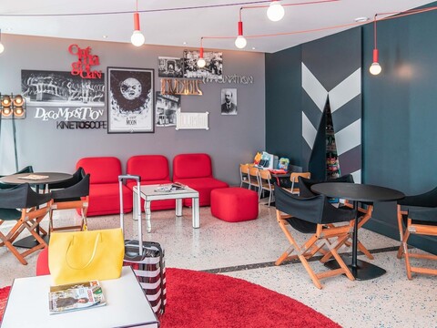 이비스 스타일스 파리 매리 드 몽트루아유