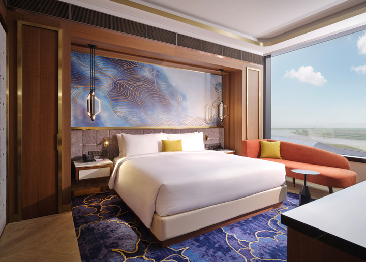 room detail thumbnail 2