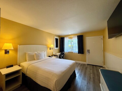 몬테레이 베이 로지