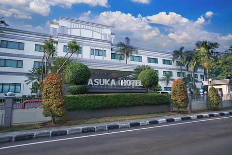 Asuka Hotel MM2100 Industrial Town