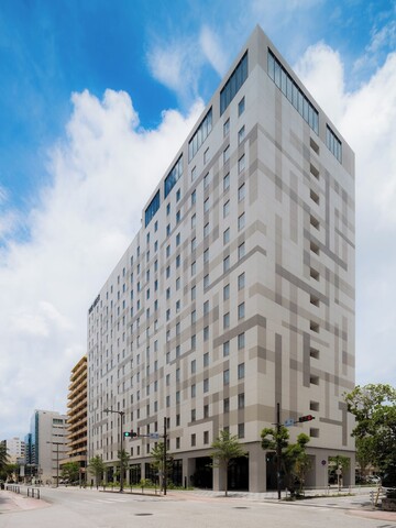 더 네스트 나하