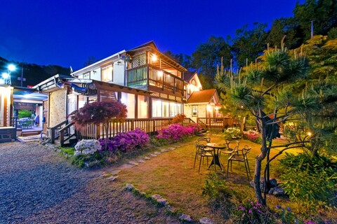 용인 별빛속으로펜션