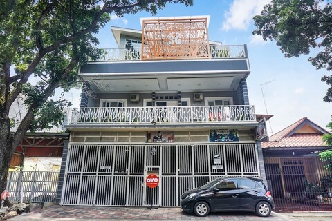 OYO 90845 3G's 홈 샤리아