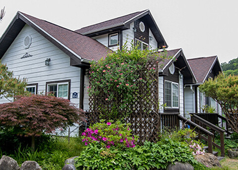 장성 라스텔라편백숲펜션