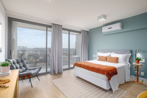 팔케 조키 핀헤이루스