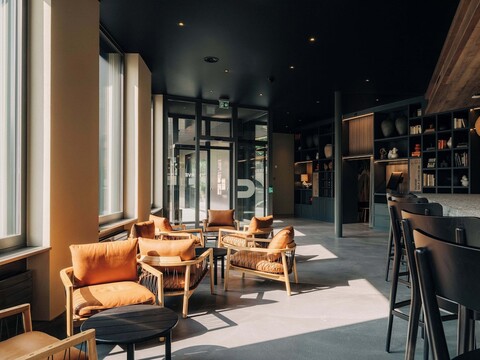 커브 아파트먼트 & 라운지