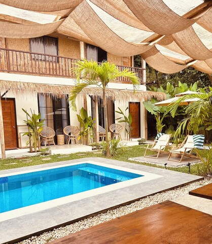 롤라스 빌라 엘 니도