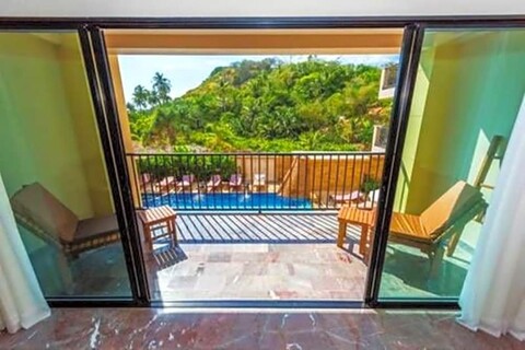 더 윈드밀 푸켓 호텔