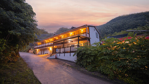 춘천 별님달님 계곡펜션