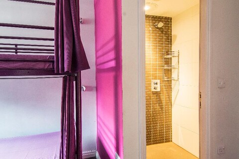 Safestay Elephant Castle