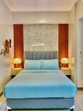 Newtown's Best Suites