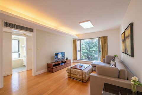 타임스 아늑한 2베드룸 1욕실 아파트, 쉬후이 메트로