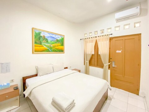 Hotel Maerakaca Tugu Yogyakarta Mitra RedDoorz