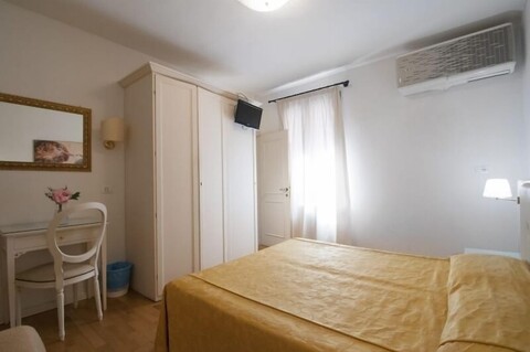 알베르고 아이 톨렌티니