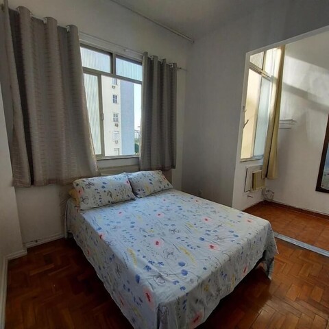 SUH 보타포고 03, 훌륭한 바와 쇼핑