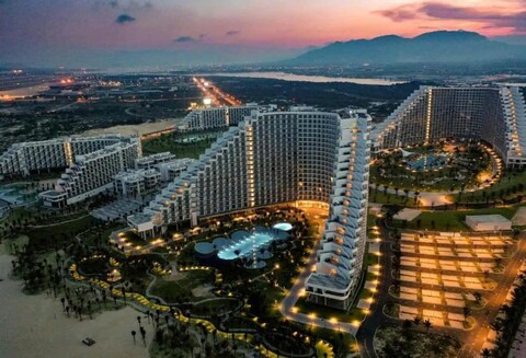 Phòng The Arena CamRanh- View biển bãi dài