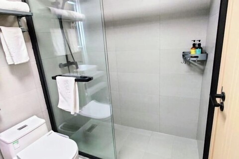 Central Business Apartment Hotel