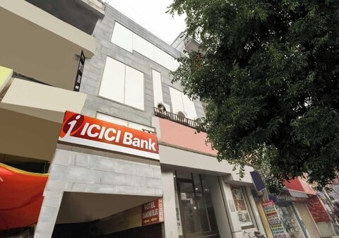 델리 공항 근처의 호텔 아리안 레지던시