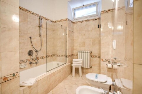 레지덴차 이탈리아 넬 콰르티에레 몬티