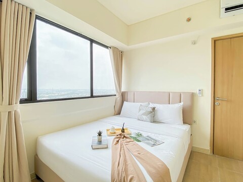 3베드룸 메이카르타 아파트먼트, 파라마디나 대학교 근처