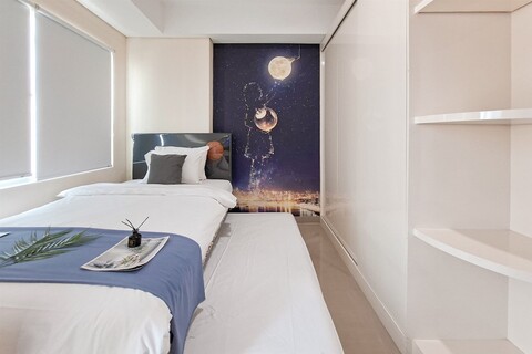 B 레지던스의 밝은 스튜디오 룸 아파트먼트