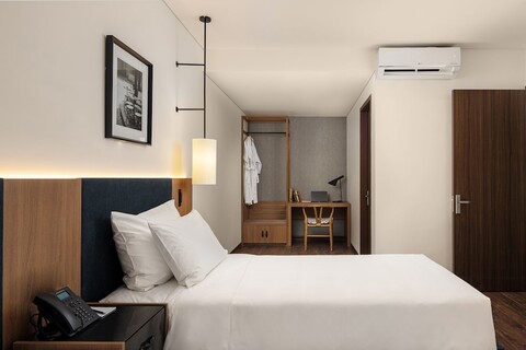 만달라 호텔 & 스위트 바크장