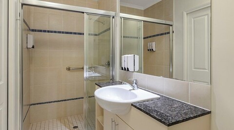 파크 레지스 시티 퀴