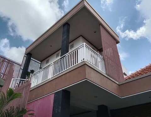 OYO 94789 아디한 홈스테이 창구