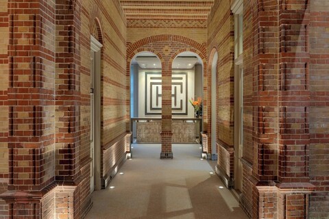 더 컬리지  호텔  암스테르담,  오토그래프 컬렉션