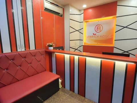 Enrich Hotel Shah Alam by uBook