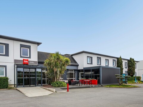 이비스 생 말로 라 마들렌