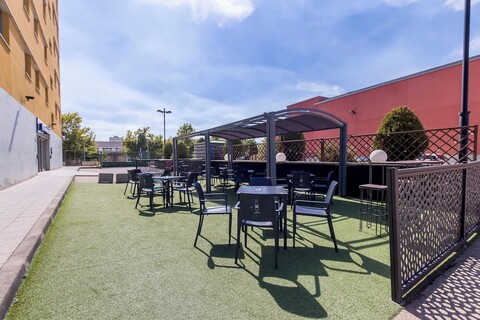 트래블로지 마드리드 알칼라 데 에나레스