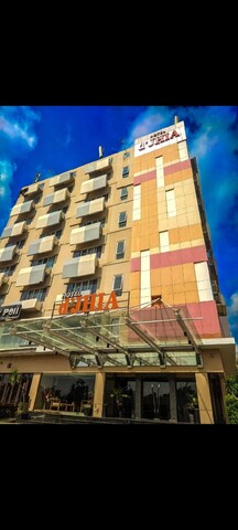 D'JHIA HOTEL ( ZIA )