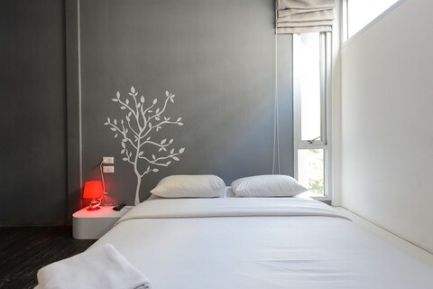 체큐인 호스텔 스쿰빗 4