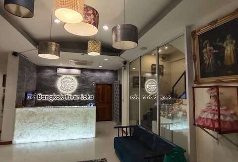 방콕 리버 로카 호텔