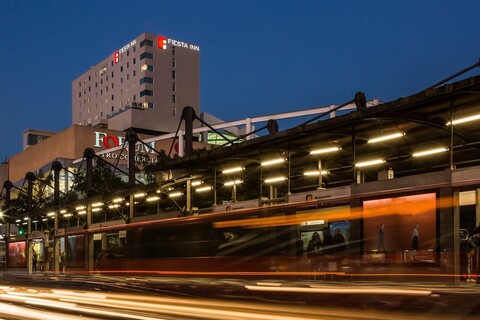 피에스타 인 익스프레스 시우다드 데 멕시코 포럼 부에나비스타