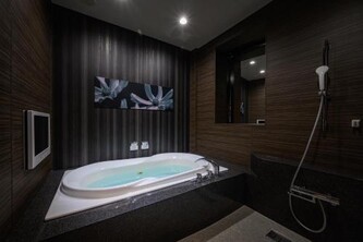 Hotel SWEET SEASON埼玉川越桜の川店