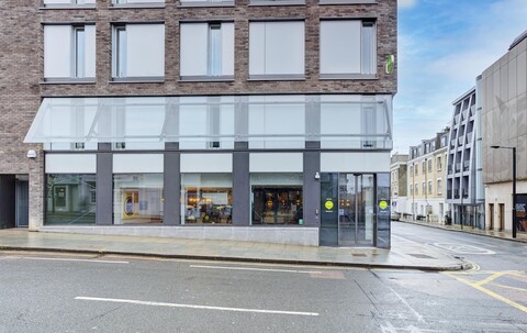 허브 바이 프리미어 인 런던 얼스 코트 (웨스트 브롬프턴)