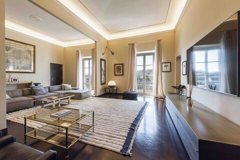 럭셔리 룽가르노 하우스 바이 MMega