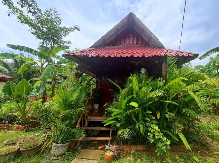 Savet Family Homestay & Tour -i