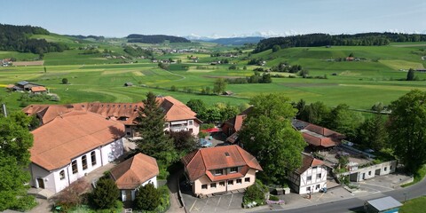 레스토랑 호텔 뤼티후벨바드