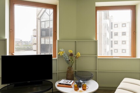 로크 앳 브로큰 와프