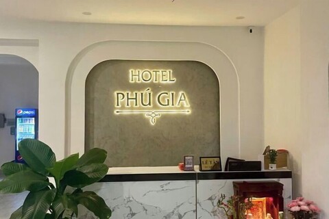 Phu Gia 2307 Huynh Tan Phat