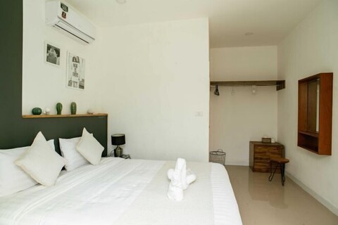 Private Pool Villa 6 Bedroom - Cloud Nine Villa