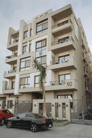 헤이즐 스페이시스 인 뉴 카이로